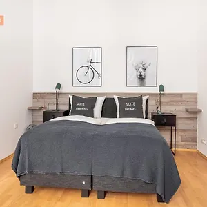 https://apartments-am-arnimplatz.find-berlin-hotels.com